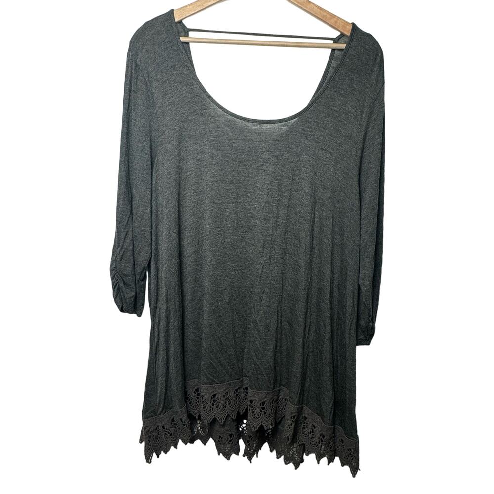 Maurices Size 1 Open Back Lace Hem Top
